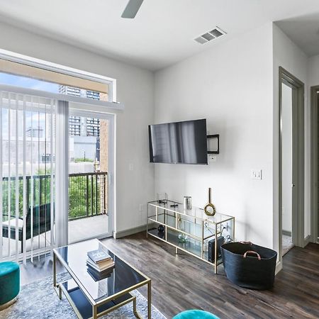 Luxury Apartment With King Bed And Pool And Free Parking 4 Houston Extérieur photo