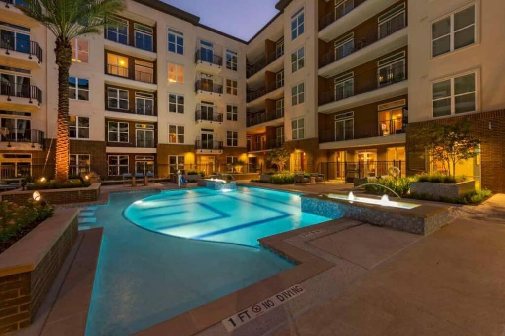 Luxury Apartment With King Bed And Pool And Free Parking 4 Houston Extérieur photo