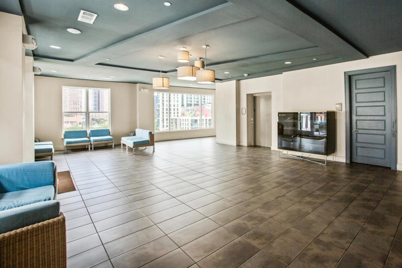 Luxury Apartment With King Bed And Pool And Free Parking 4 Houston Extérieur photo